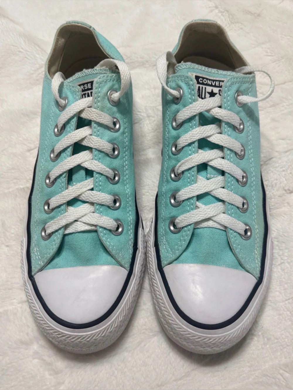 Converse Unisex Chuck Taylor All Star Low sneakers Size US mens 6 / women’s 8